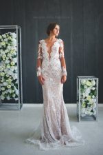 Wedding dress by Anna Skoblikova