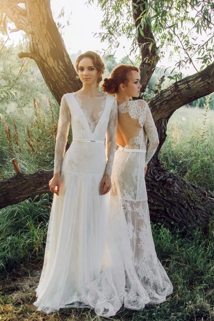 Ivory lace Wedding dress by Anna Skoblikova