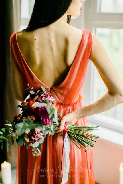 Offbeat Red and White wedding dress by Anna Skoblikova