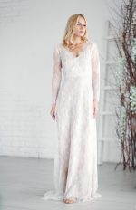 French lace wedding dress by Anna Skoblikova