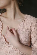 Lace and dense satin feminine Wedding dress - Image 6