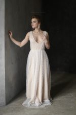 Tender mesh Wedding dress with slightly visible pattern - Image 4