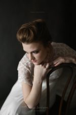 Lace classic wedding dress - Image 3