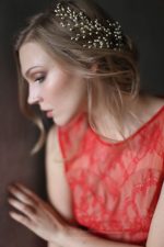 Red lace wedding dress - Image 9