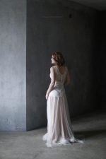 Delicate wedding dress - Image 9