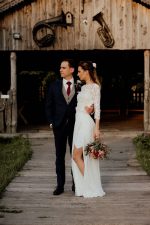 Transformer wedding dress with detachable skirt - Image 3