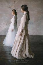 Luxurious vintage powder wedding set