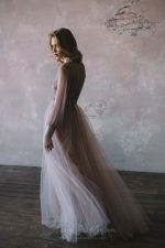 Dusty rose vintage wedding set with the silk blouse \ 0130 \ Anna Skoblikova | Photo 9