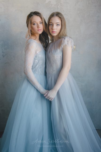 Grey wedding dress with fine lace waist by Anna Skoblikova