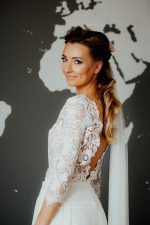 Transformer wedding dress with detachable skirt - Image 6