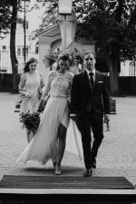 Transformer wedding dress with detachable skirt - Image 2