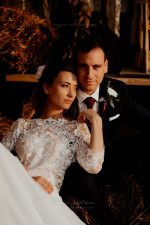 Transformer wedding dress with detachable skirt - Image 17