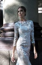Luxurious lace wedding dress with the finest Italian mesh - Image 2