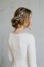 Luxurious winter lace wedding dress - Image 13