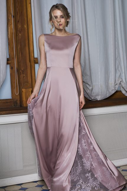 Violetta - Unique hand-painted lace, limited pattern in wedding dress - Anna Skoblikova