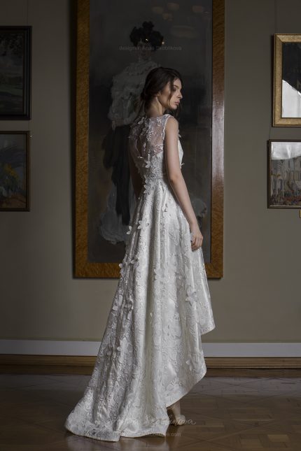 Kamilla - Limited edition textured lace wedding dress - Anna Skoblikova