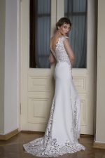 Photo 4: Wedding dress from Italian dense crepe \\ Anna Skoblikova \\ Anna Skoblikova