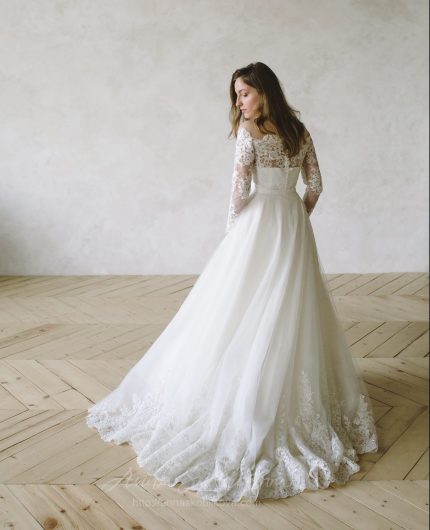 Lace Wedding Dress - Anna Skoblikova