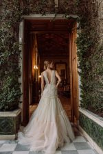 Wrap petite wedding dress - Ninelle | Photo 6 | Anna Skoblikova | 0164