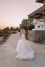 Wrap petite wedding dress - Ninelle | Photo 3 | Anna Skoblikova | 0164