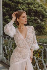 Beaded wedding dress with illusion effect - Rosa Landora | Photo 6 | Anna Skoblikova | 0165