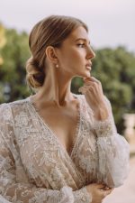 Beaded wedding dress with illusion effect - Rosa Landora | Photo 4 | Anna Skoblikova | 0165