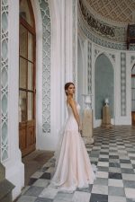 Spaghetti strap wedding dress with flowy skirt - Alba | Photo 4 | Anna Skoblikova | 0169