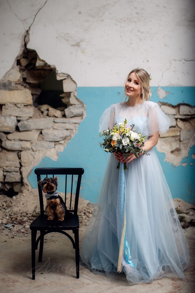 Airy dress with wing sleeves / Anna Skoblikova | Photo 1