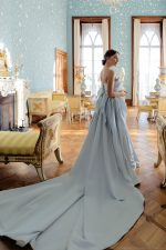 Dusty blue wedding dress: Photo 1  Anna Skoblikova  0174