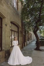Long sleeve satin wedding dress - Polar Star - Image 4