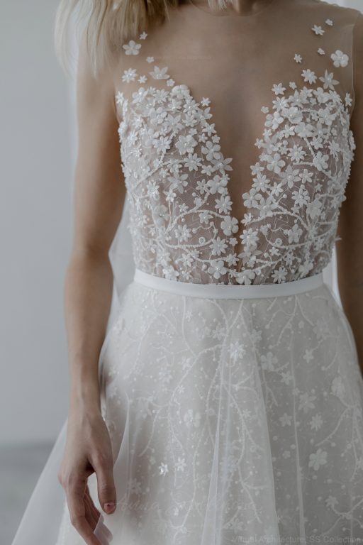 Floral embroidered wedding dress   Anna Skoblikova  0219 | Photo 3